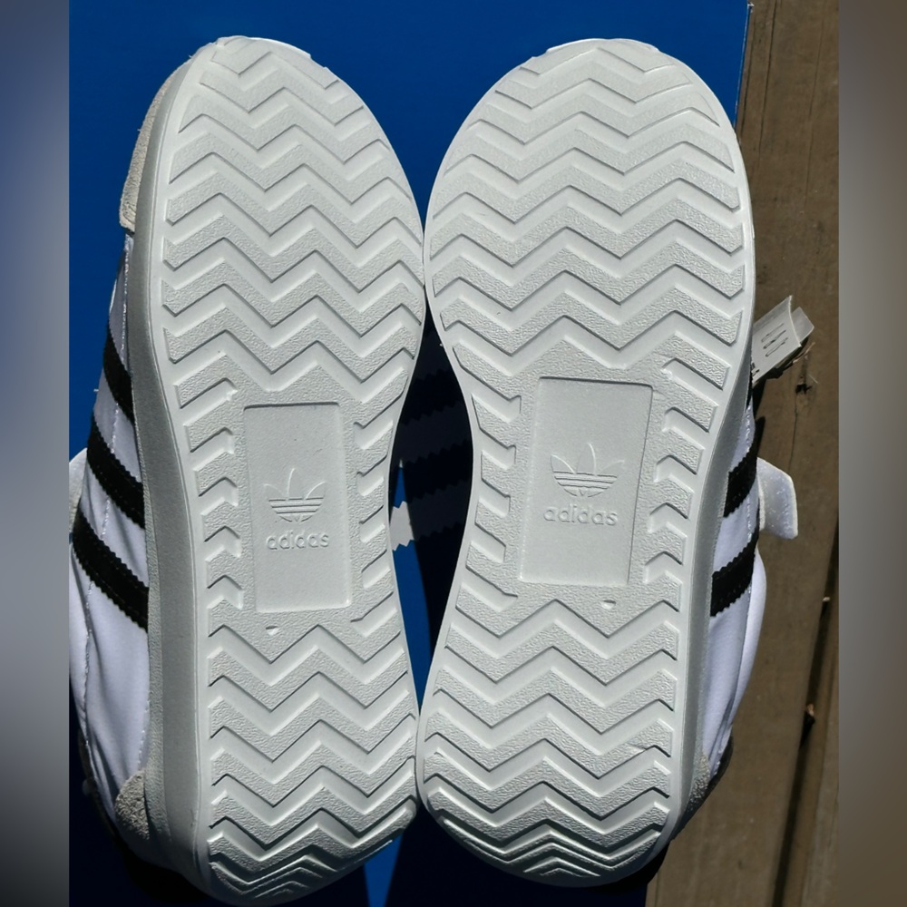 Adidas Country XLG CF Kids Casual Sneakers 11C 2Y White Grey Black Youth GS NEW - Picture 8 of 10